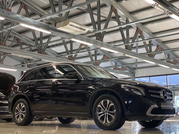 SUV   Mercedes-Benz GLC 2019 , 2649000 ,  