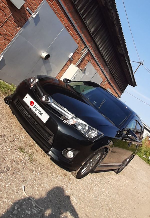  Toyota Corolla Fielder 2014 , 900000 , 