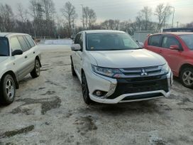 SUV   Mitsubishi Outlander 2017 , 2000000 , --