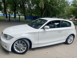  3  BMW 1-Series 2011 , 900000 , 