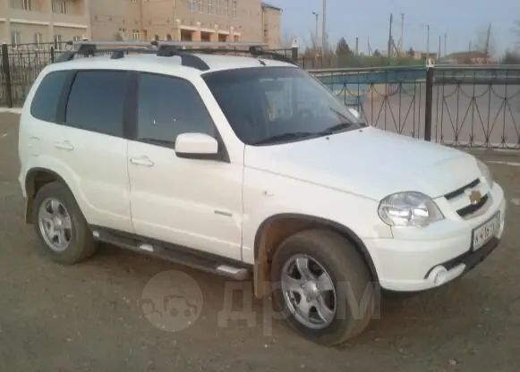 SUV   Chevrolet Niva 2012 , 580000 , 