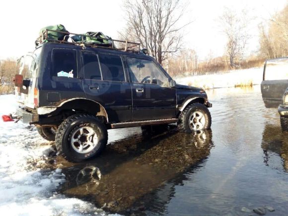 SUV   Suzuki Escudo 1991 , 180000 , 