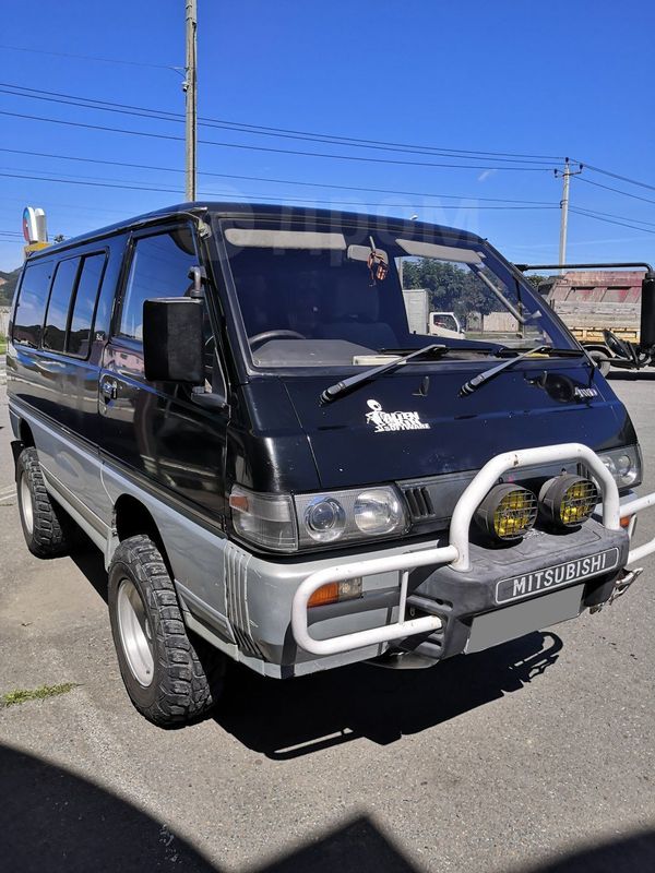    Mitsubishi Delica 1993 , 290000 , 