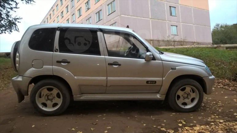 SUV   Chevrolet Niva 2005 , 210000 ,  