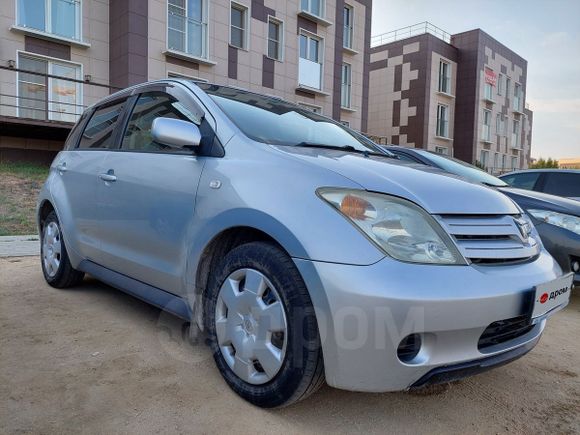  Toyota ist 2003 , 370000 , 