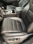 SUV   Volkswagen Touareg 2015 , 2410000 , 