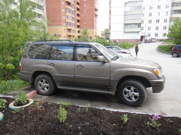 SUV   Lexus LX470 2000 , 799000 , 