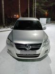 SUV   Volkswagen Tiguan 2010 , 730000 , 