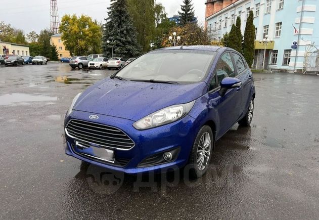  Ford Fiesta 2015 , 699000 , 