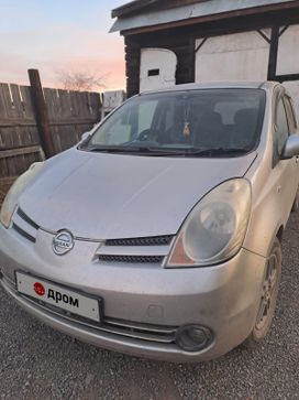  Nissan Note 2005 , 570000 , 