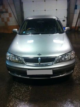  Nissan Bluebird Sylphy 2001 , 180000 , 