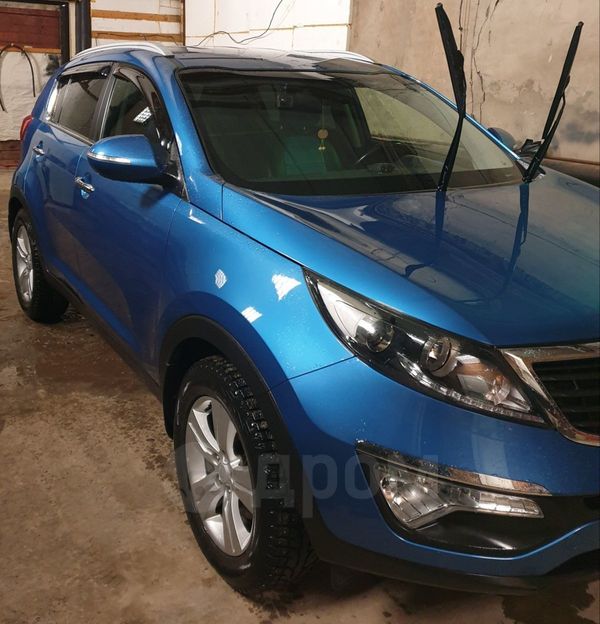 SUV   Kia Sportage 2013 , 800000 , 