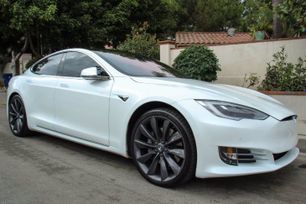  Tesla Model S 2017 , 5800000 , 