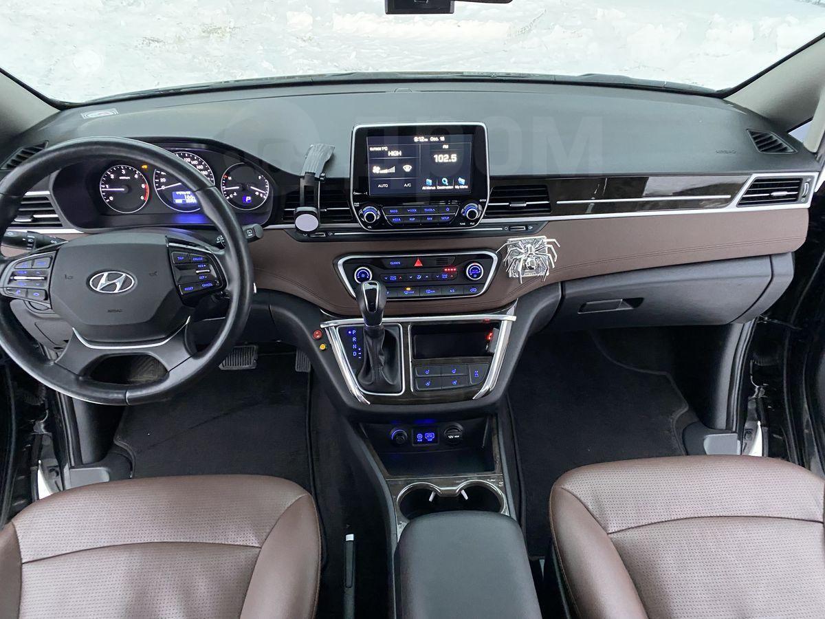 Hyundai Grand Starex 2018 в Москве, Hyundai Grand Starex-2018год, новый  кузов, полный привод(подключаемый), 2.5 литра, акпп, дизель, с пробегом  33000 км