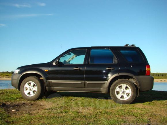 SUV   Ford Maverick 2004 , 452000 , 