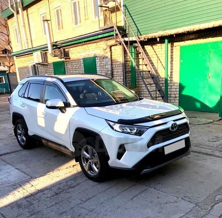 SUV   Toyota RAV4 2019 , 2360000 , 