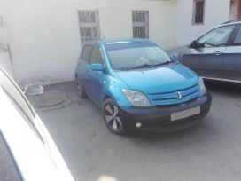  Toyota ist 2002 , 255000 , 