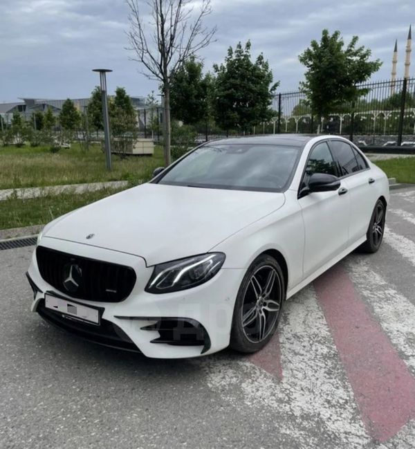  Mercedes-Benz E-Class 2017 , 2950000 , 