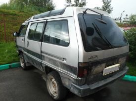    Toyota Town Ace 1990 , 84000 , 
