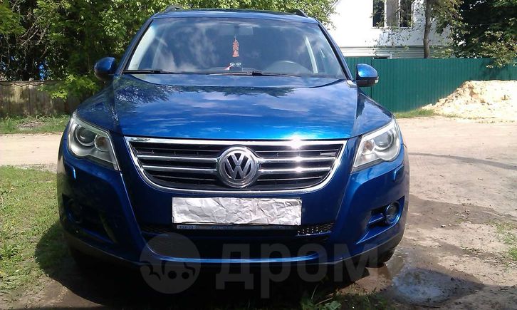 SUV   Volkswagen Tiguan 2010 , 740000 , 