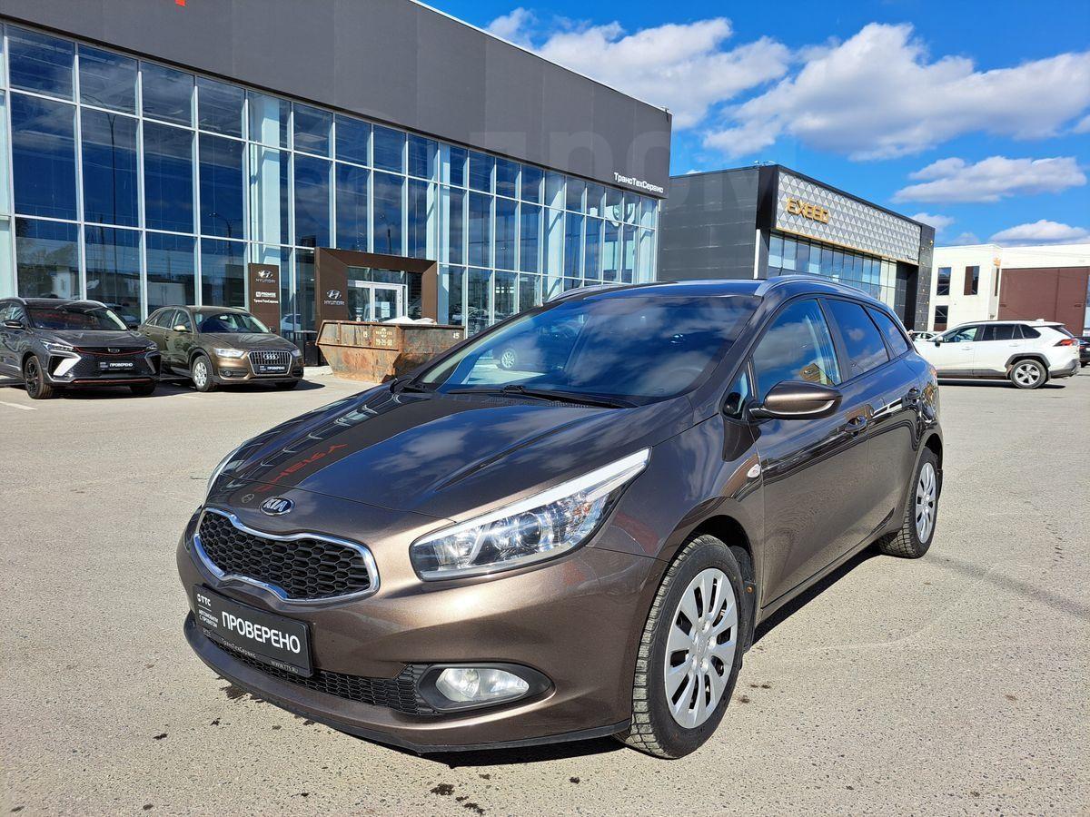 Kia Ceed 2013 в Чебоксарах, услуга доступна опционально для автомобилей  стоимостью не менее 1 000 000 руб, акпп, Чувашия, бензин, коричневый,  универсал