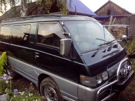    Mitsubishi Delica 1993 , 300000 , 