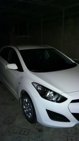  Hyundai i30 2014 , 700000 , 