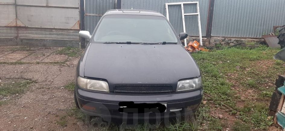  Nissan Bluebird 1994 , 35000 , 