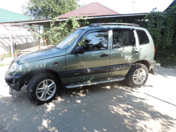 SUV   Chevrolet Niva 2007 , 270000 , 