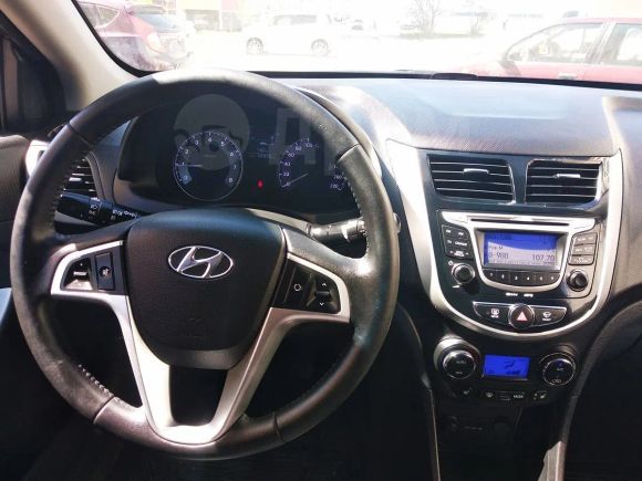  Hyundai Solaris 2012 , 500000 , 