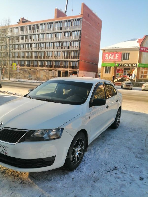  Skoda Rapid 2015 , 460000 , 