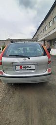    Nissan Tino 2000 , 220000 , 