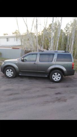 SUV   Nissan Pathfinder 2005 , 530000 , -