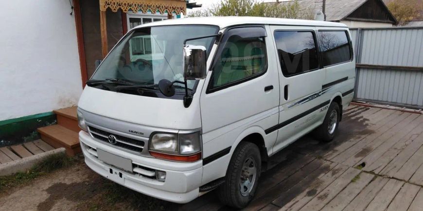    Toyota Hiace 2004 , 430000 , 