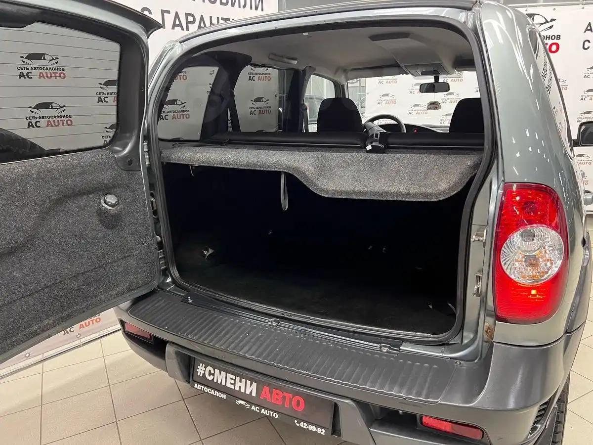 Chevrolet Niva 2013 г. в Оренбурге, x2699;️ГAРAHTИЯ 1 ГОД НА  TEXHИЧEСКУЮ ЧАCТЬ ABТOМОБИЛЯ (мoтop, коpoбкa, 4WD, механика, серый, бензин,  1.7 литра