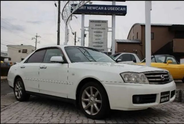  Nissan Gloria 2001 , 320000 , -