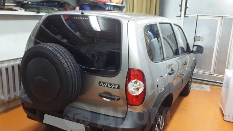 SUV   Chevrolet Niva 2015 , 525000 ,  