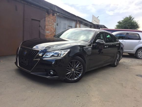  Toyota Crown 2016 , 1820000 , 