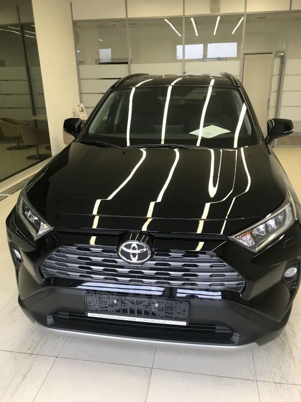 SUV   Toyota RAV4 2019 , 2199000 , 