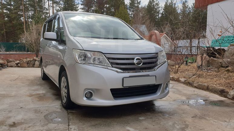    Nissan Serena 2010 , 745000 , 