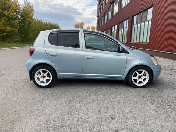  Toyota Vitz 2004 , 250000 , 