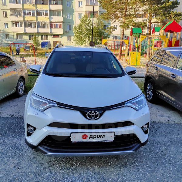 SUV   Toyota RAV4 2019 , 2100000 , 
