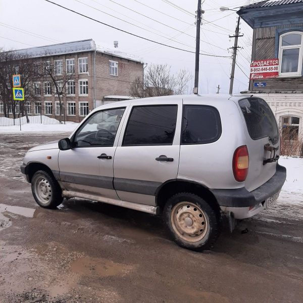 SUV   Chevrolet Niva 2004 , 119900 , 