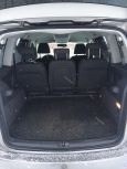    Volkswagen Touran 2011 , 680000 , 