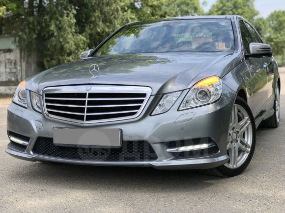  Mercedes-Benz E-Class 2011 , 870000 , 