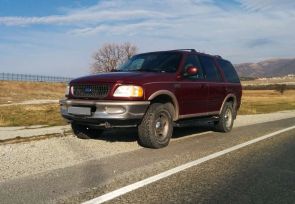 SUV   Ford Expedition 1996 , 900000 , 