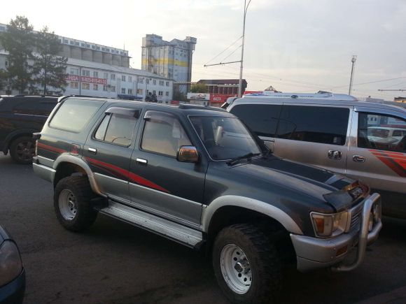 SUV   Toyota Hilux Surf 1989 , 240000 , 