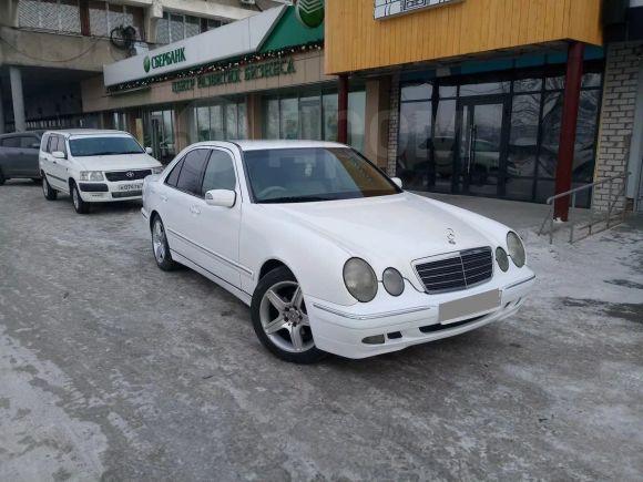  Mercedes-Benz E-Class 2001 , 450000 , 