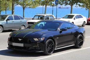  Ford Mustang 2015 , 3500000 , 