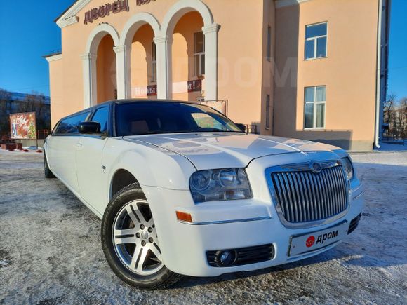  Chrysler 300C 2005 , 700000 , 